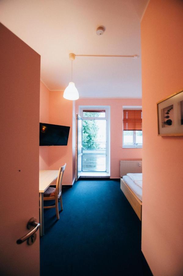 Hotel My Bed Dresden Exterior photo