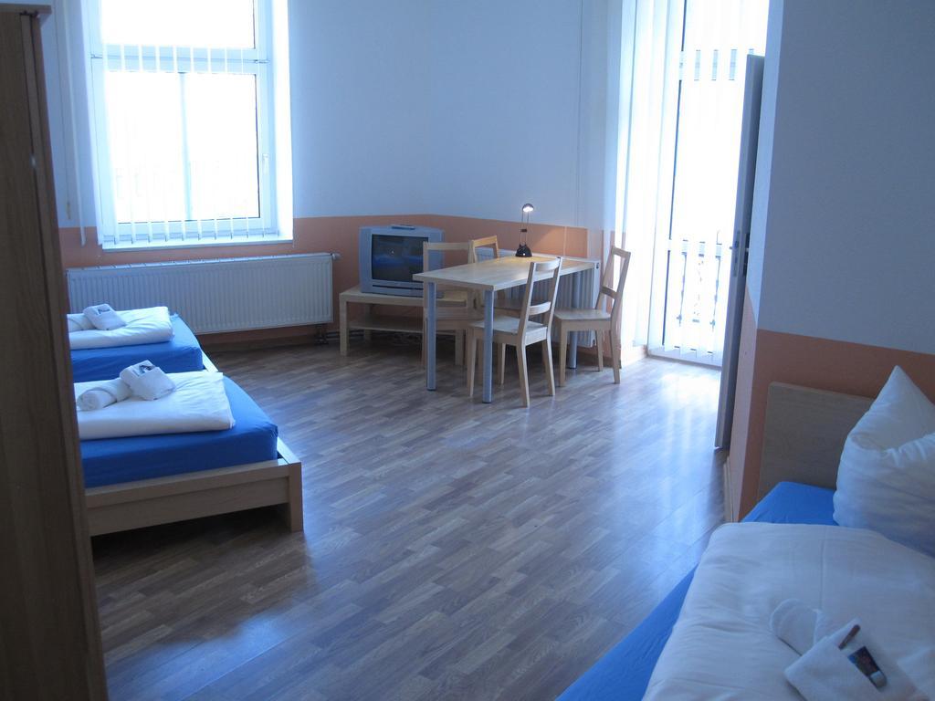 Hotel My Bed Dresden Room photo